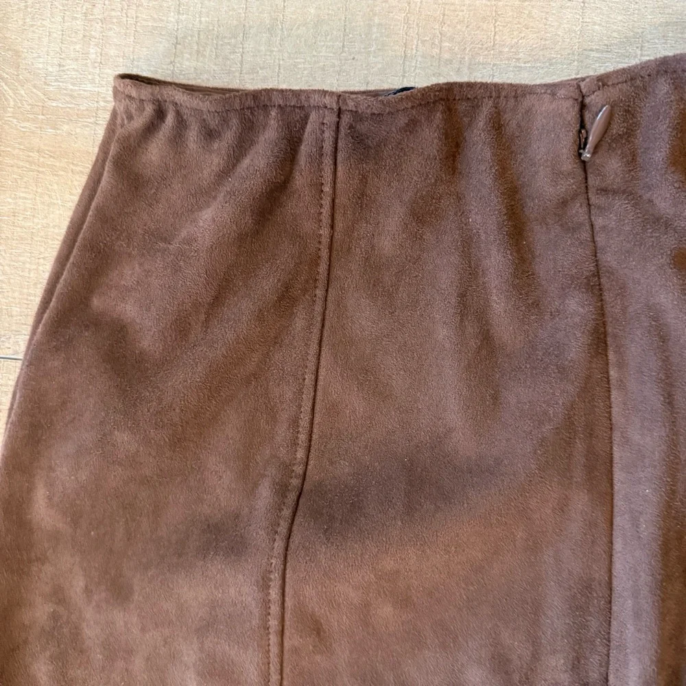 Abercrombie & Fitch Chocolate Brown Vegan Suede A-Line Zip Mini Skirt XS twee